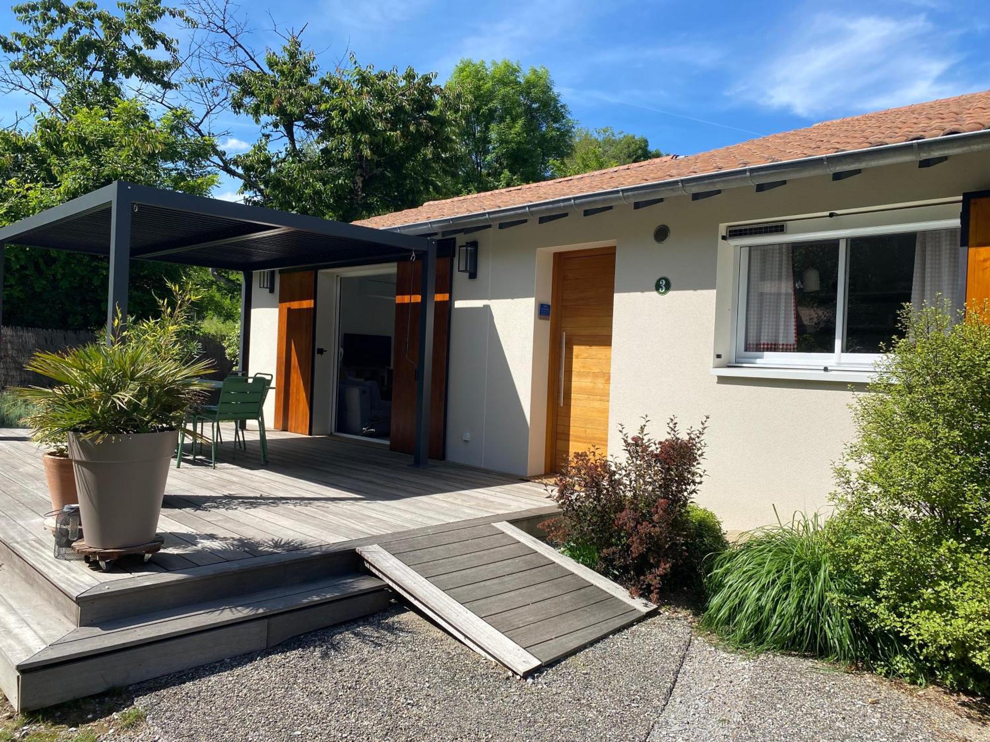 La Petite Caserne - Gite 4 Etoiles - Pont-de-Labeaume Exterior foto
